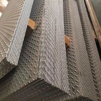 Hot Rolling SUS301 Elevator Finish Pattern Steel Plate  Diamond Plate Sheets